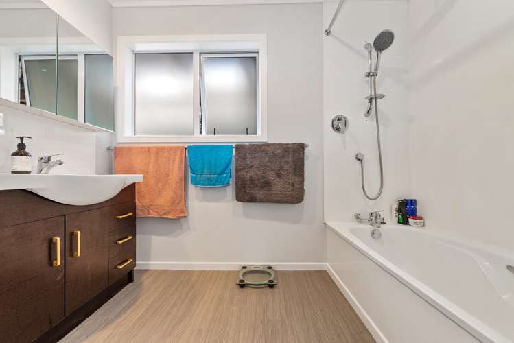 42 Cobham Crescent Tokoroa_11