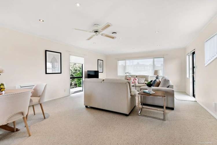 2/170 Onewa Road Northcote_15