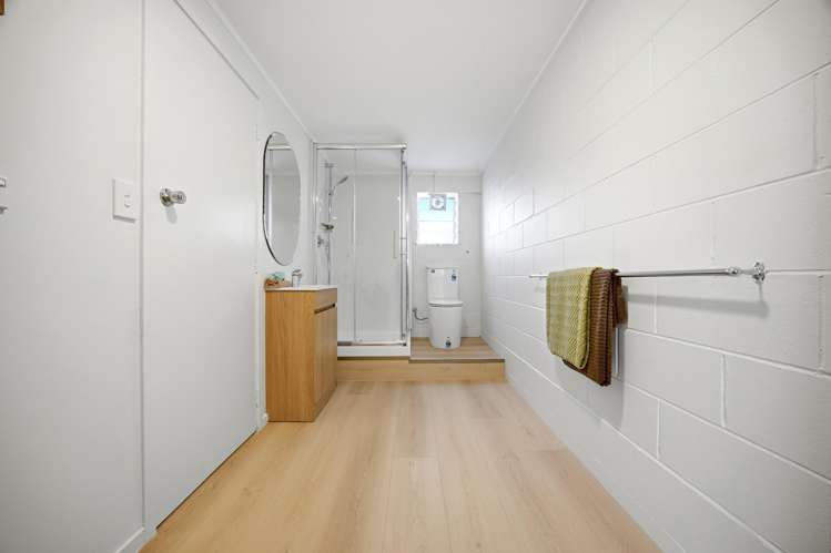 5/16 Warren Avenue Three Kings_22
