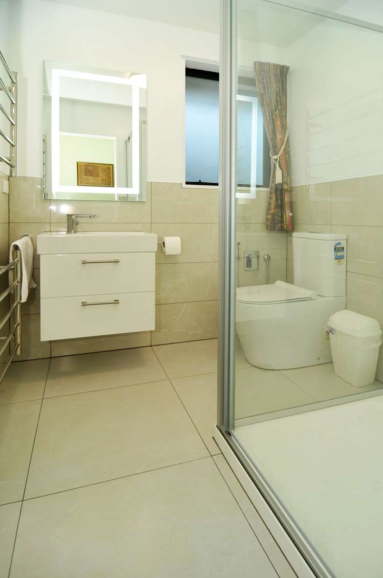 16 Lauder Street Company Bay_11