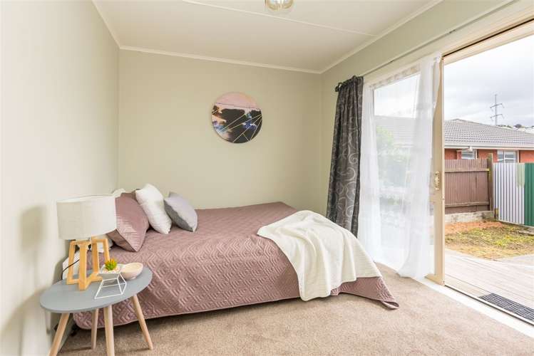 62 Law Street Caversham_8