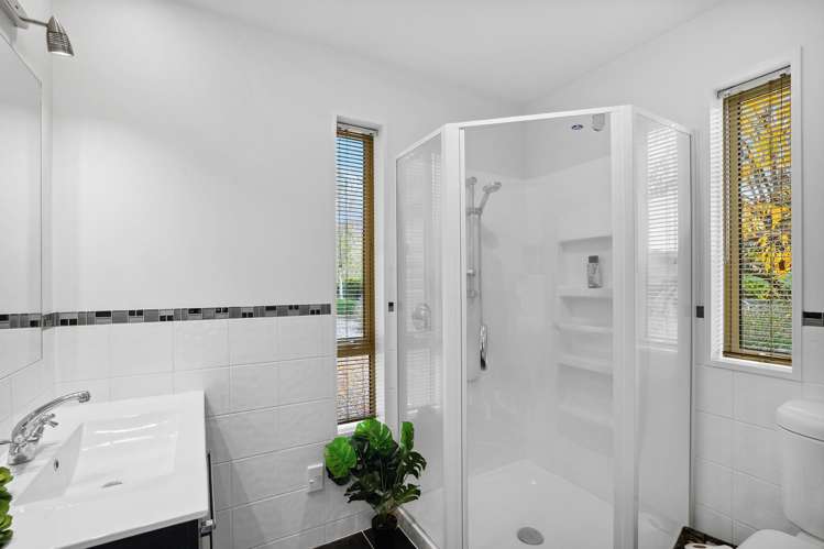 12 Ferry Lane Cromwell_20