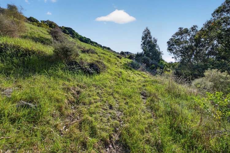 2 Ohinehau Lane Charteris Bay_9