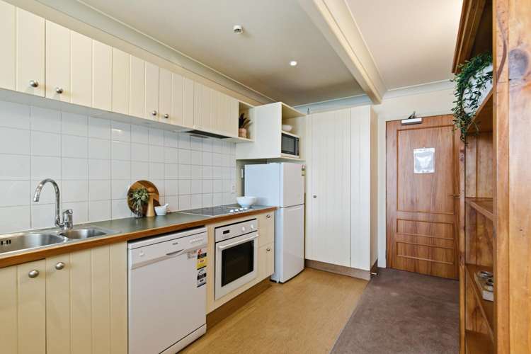 4a/16 The Terrace Wellington Central_6