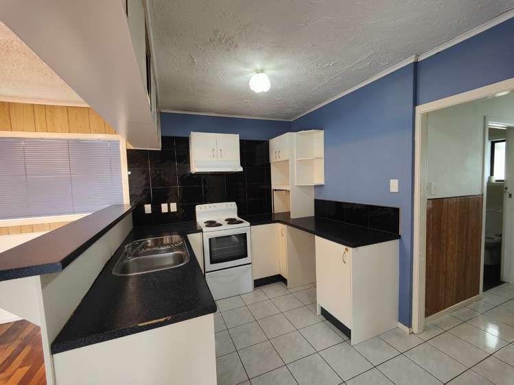 56 Willerton Avenue New Lynn_7