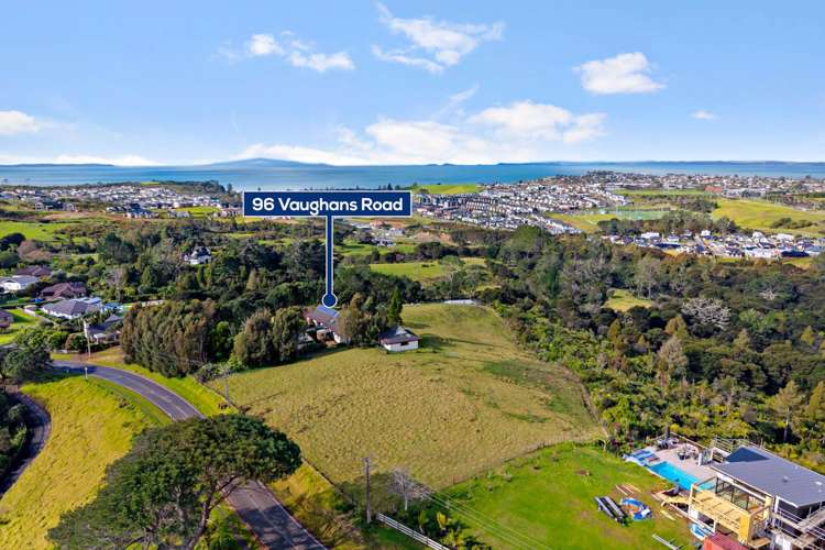 96 Vaughans Road Long Bay_32