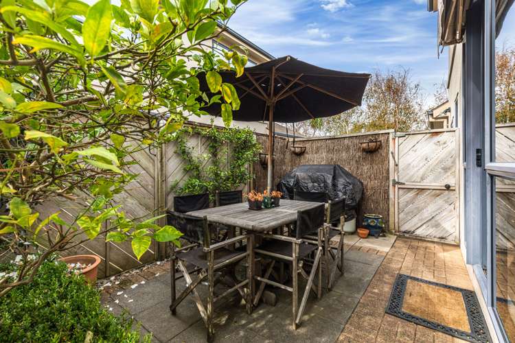 14 Canterbury Park Lane Ellerslie_16