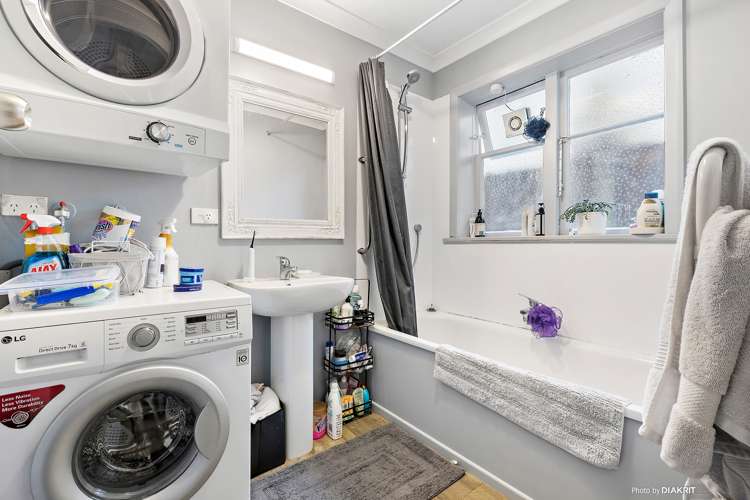 2/6 Armour Avenue Mount Victoria_6