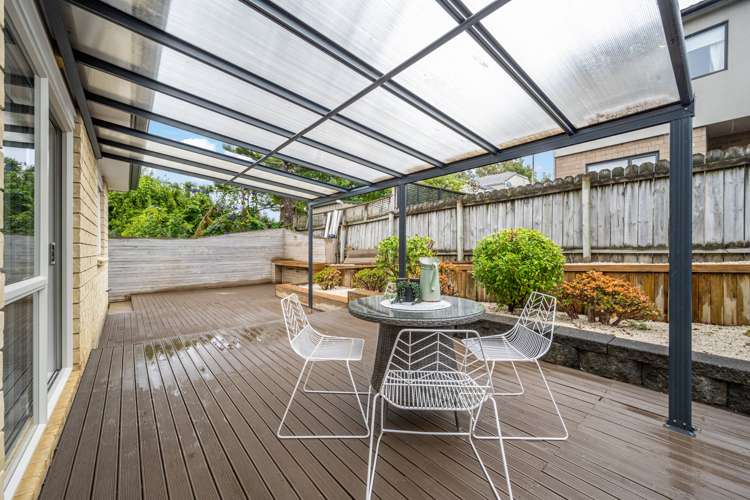 23d Lexington Drive Botany Downs_17