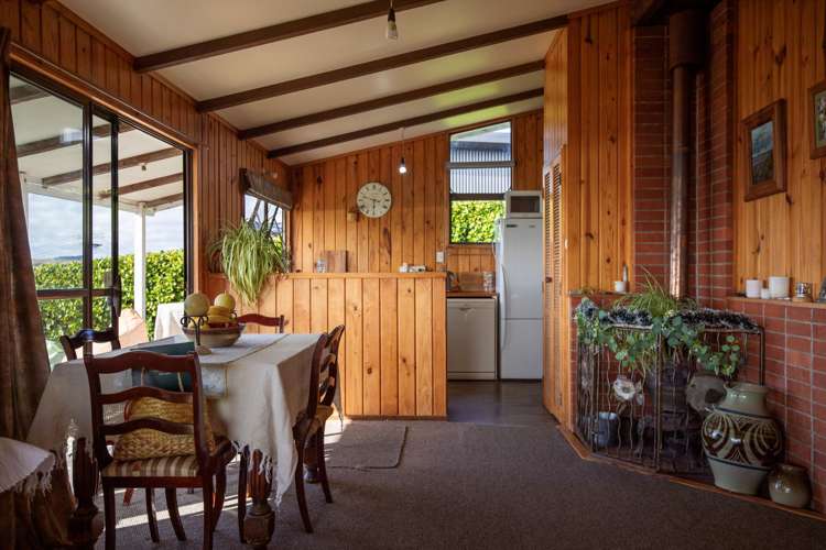 13 Rose Street Raglan_10