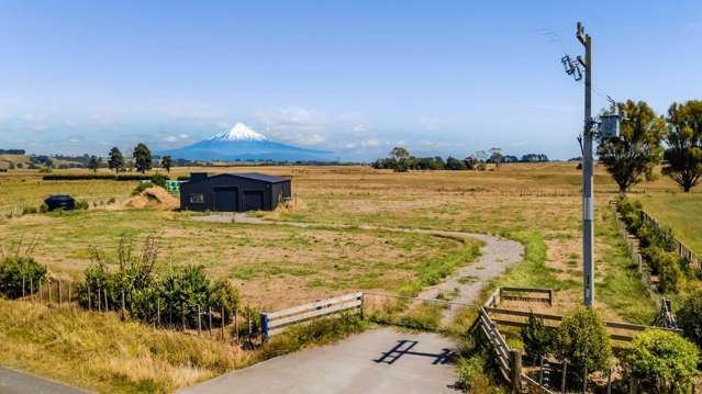 OUTSTANDING OPPORTUNITY ON OHANGA ROAD