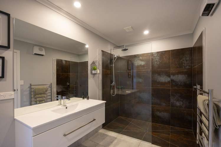 129 Ranfurly Road Feilding_11