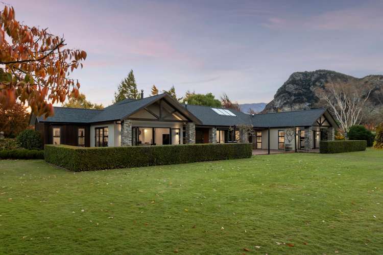 6 Sandys Lane Wanaka_1