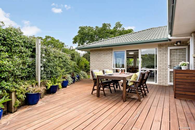 9 Glesan Place Beachlands_0