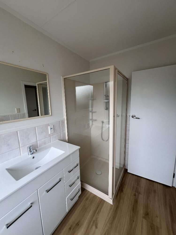 24 Patrick Place 2742_19