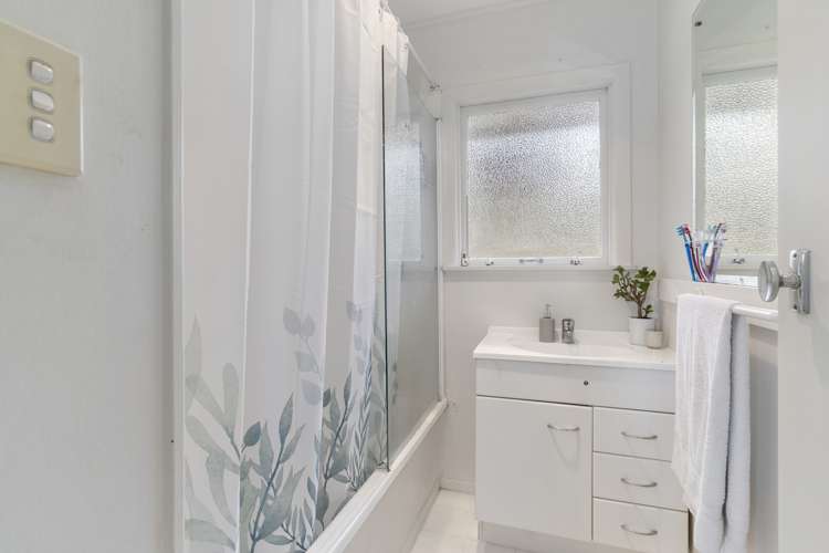 2/12 Quona Avenue Mount Roskill_8