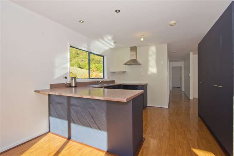 46 Pencarrow Crescent Wainuiomata_10