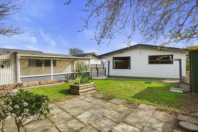 8 Roband Crescent, Brown Owl Brown Owl_13