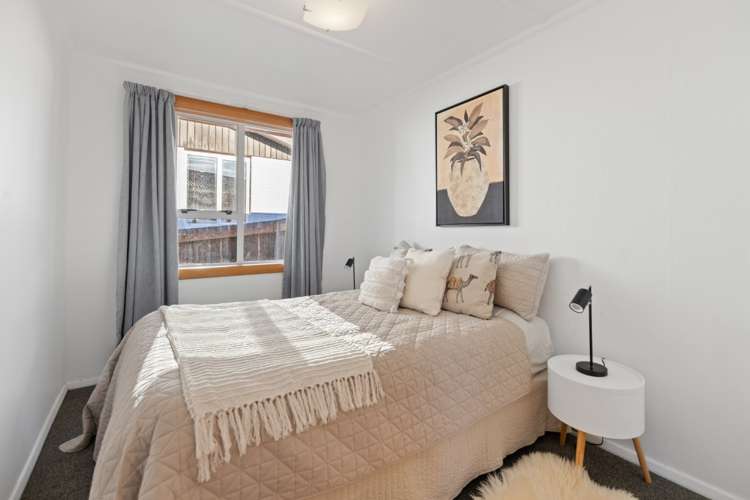 23 Elwyn Crescent Green Island_15