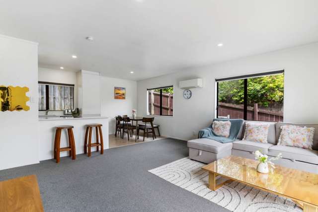 2/18 Evans Road Glen Eden_4