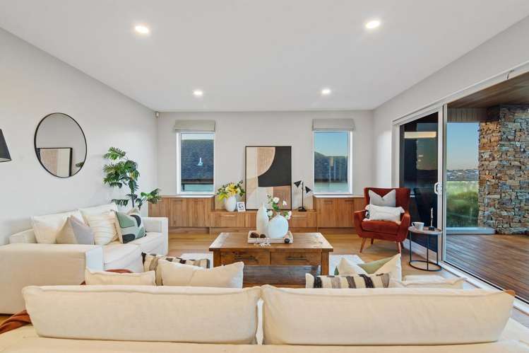 162 Arran Point Parade Orewa_9