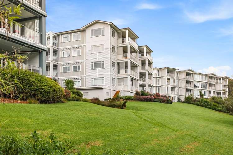 106 Eaves Bush Parade Orewa_21