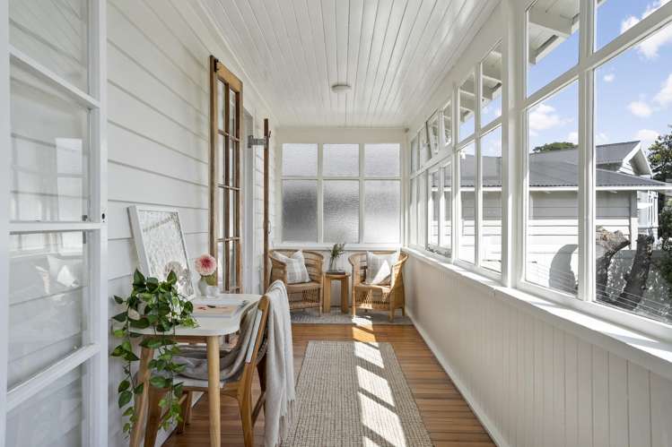 13 Kitenui Avenue Mount Albert_11