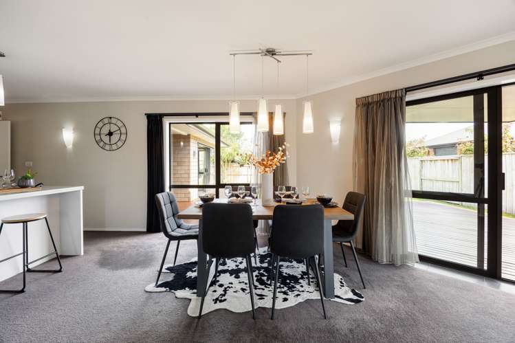 33 Aquila Crescent Rototuna North_4