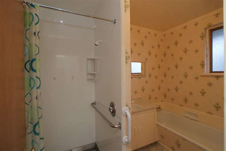 20a Nelson Square Picton_9