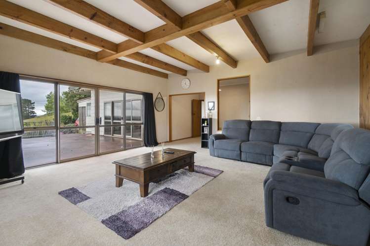 259 Albert Road Tokomaru_10