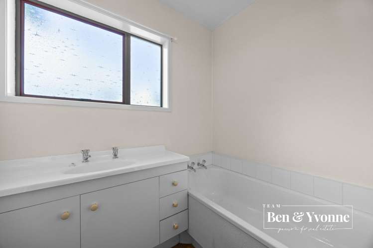 6B Phoenix Place Papatoetoe_10