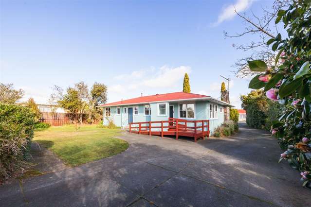 TEAM LEWIS - DO YOU WANT A HOME ON 2023 M2?