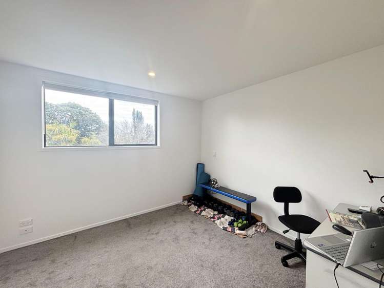 3/3 Matata Pl Dallington_12