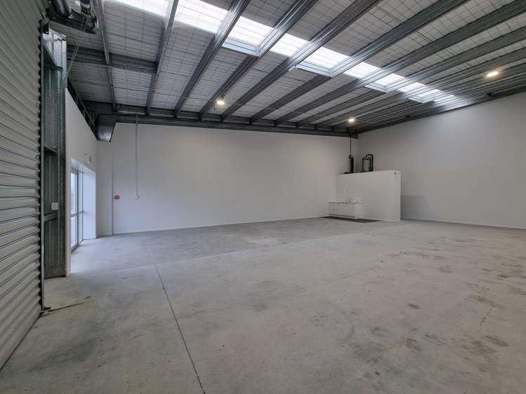 2/68 Marsden Bay Drive Marsden Point_4