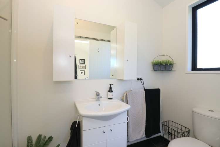 69 Steel Road West Plains_18