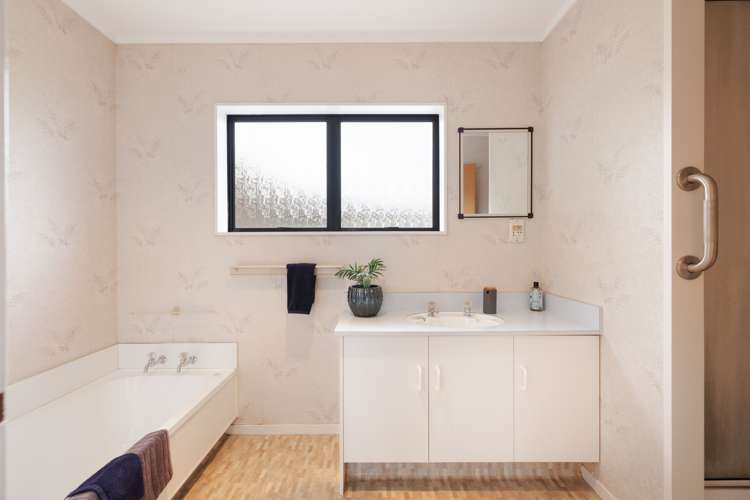 20a Devon Street Greerton_10