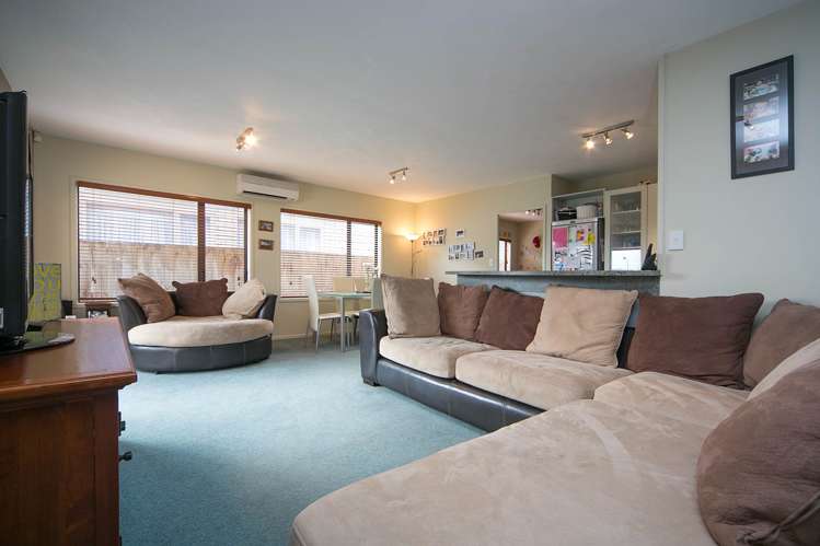 13 Woodbank Drive Glen Eden_2