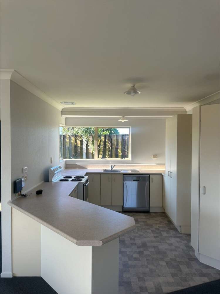 77A Storey Avenue 1066_1