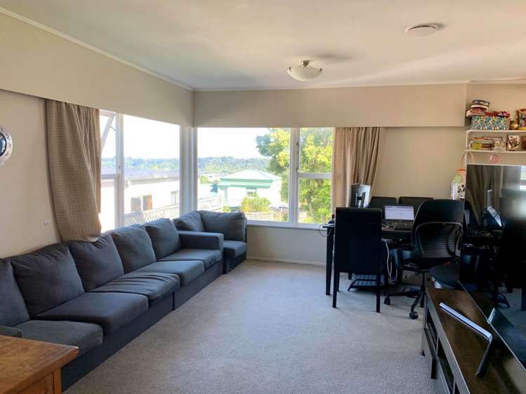 2/5 Valley View Road Glenfield_4