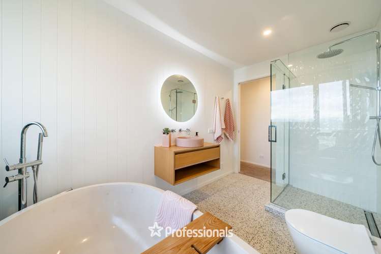 37 Percy Kinsman Crescent Riverstone Terraces_15