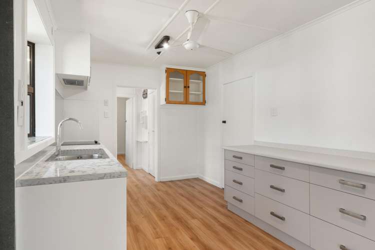 404 Court Street Thames_7