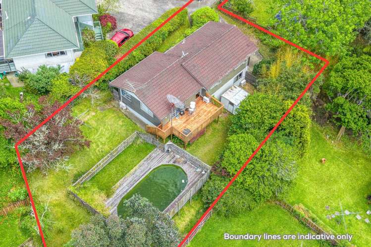 6 Theban Place Totara Vale_22
