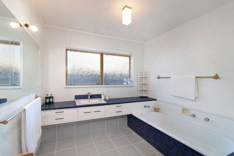 16 Exeter Street Stoke_13