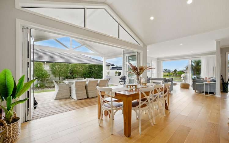 8 Waitemata Drive One Tree Point_15