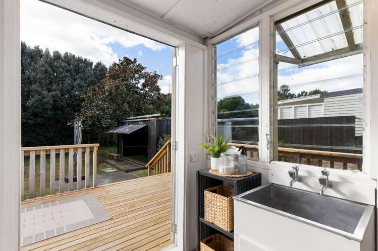 15 Levonia Street Western Springs_12
