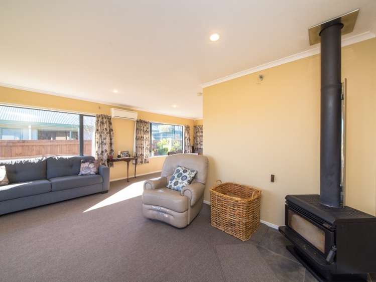 64 Fraser Drive Feilding_8
