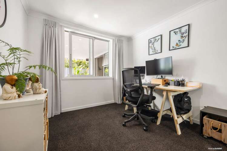 42 Boocock Crescent Orewa_18