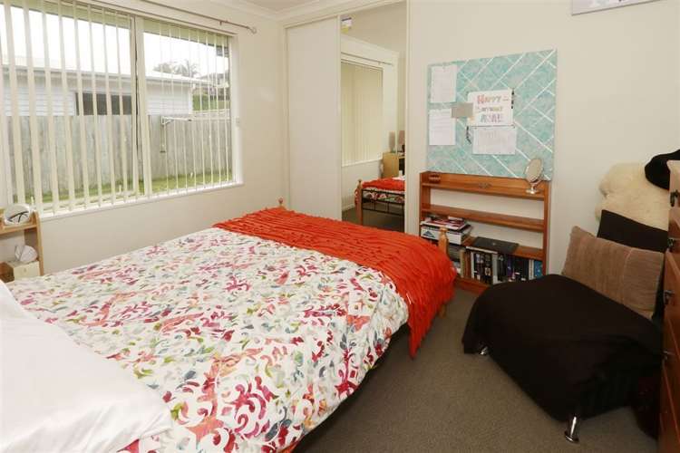 105 Farnborough Drive Grandview Heights_9