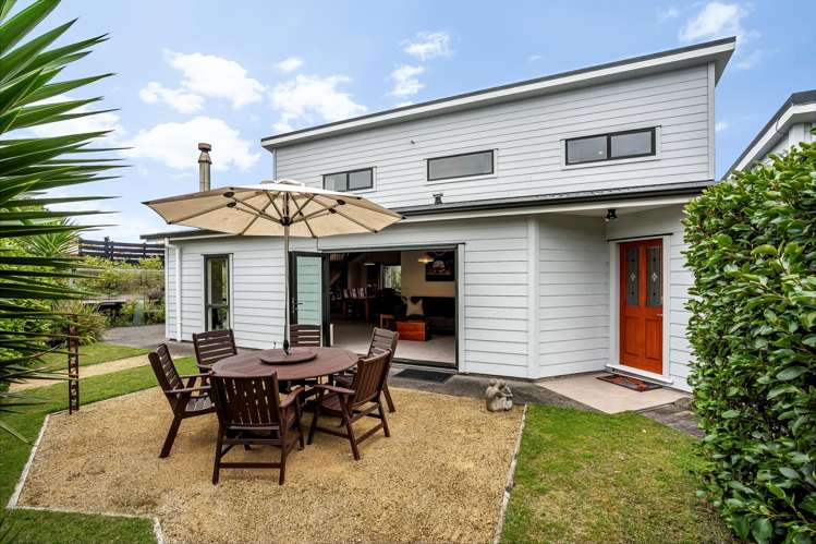10 Fenside Street Waikanae Beach_11