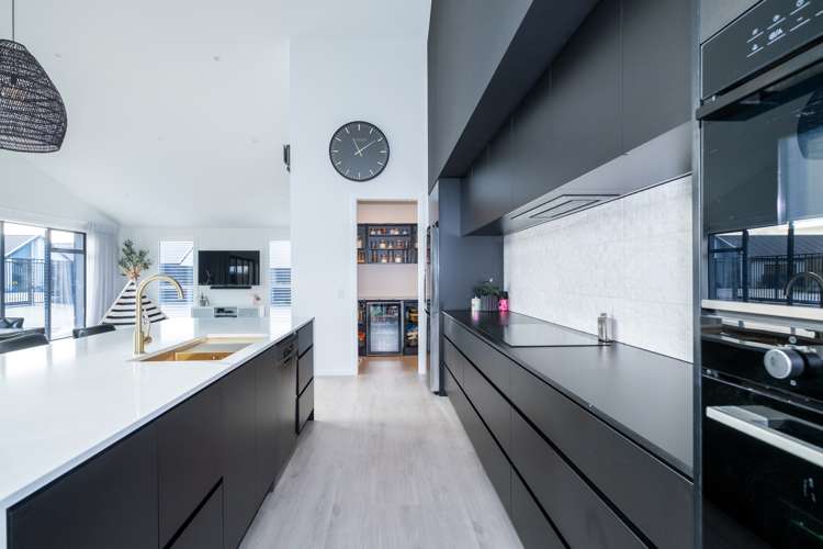 58 Meadowstone Street Gleniti_13